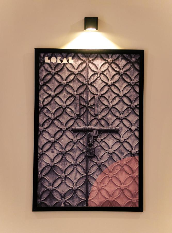 Lokal Rooms X Shahrah-E-Faisal كراتشي المظهر الخارجي الصورة